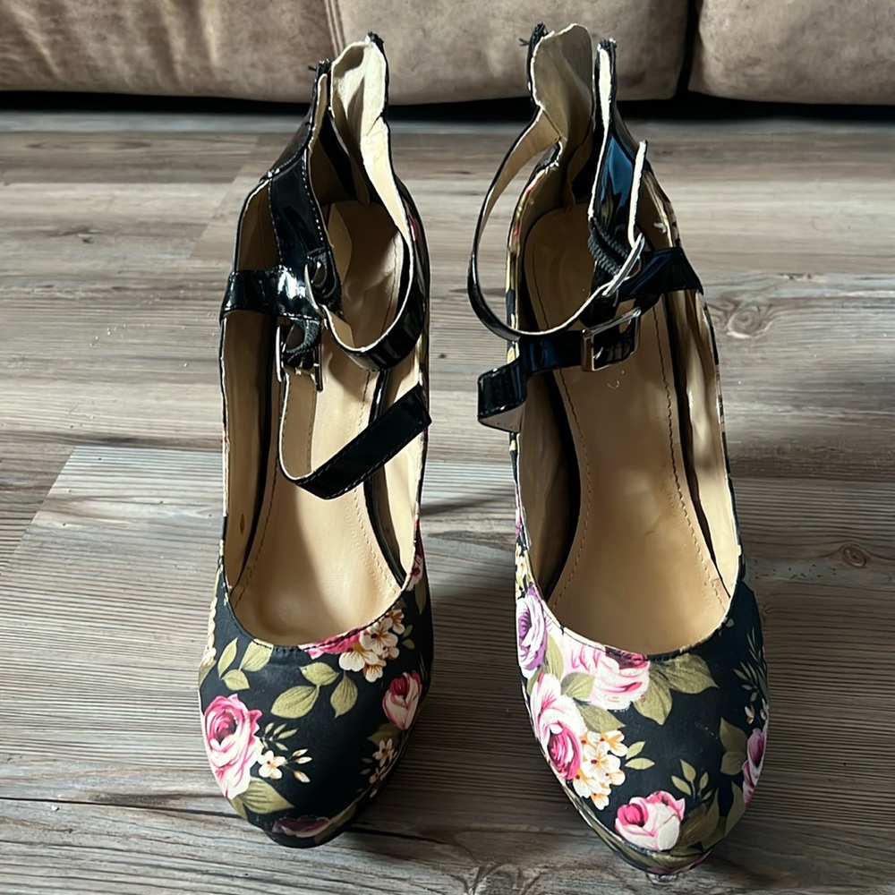 Flower heels